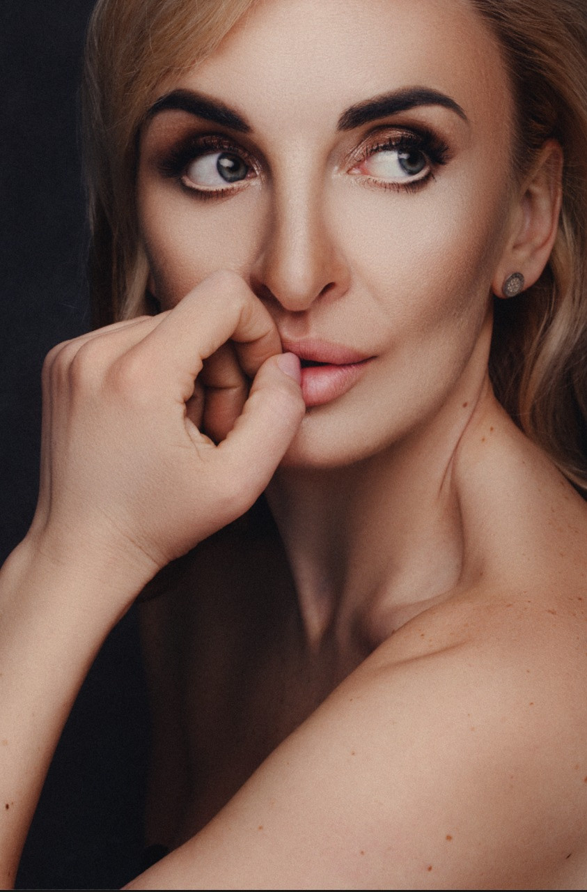 Отзывы о работе фотографа Ивановой Маргариты. Профессиональный фотограф беременности в СПБ. Стильные фотосессии беременности в стиле минимализм и классическая фотография