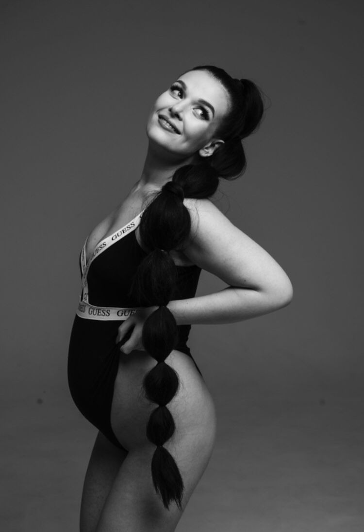 Отзывы о работе фотографа Ивановой Маргариты. Профессиональный фотограф беременности в СПБ. Стильные фотосессии беременности в стиле минимализм и классическая фотография