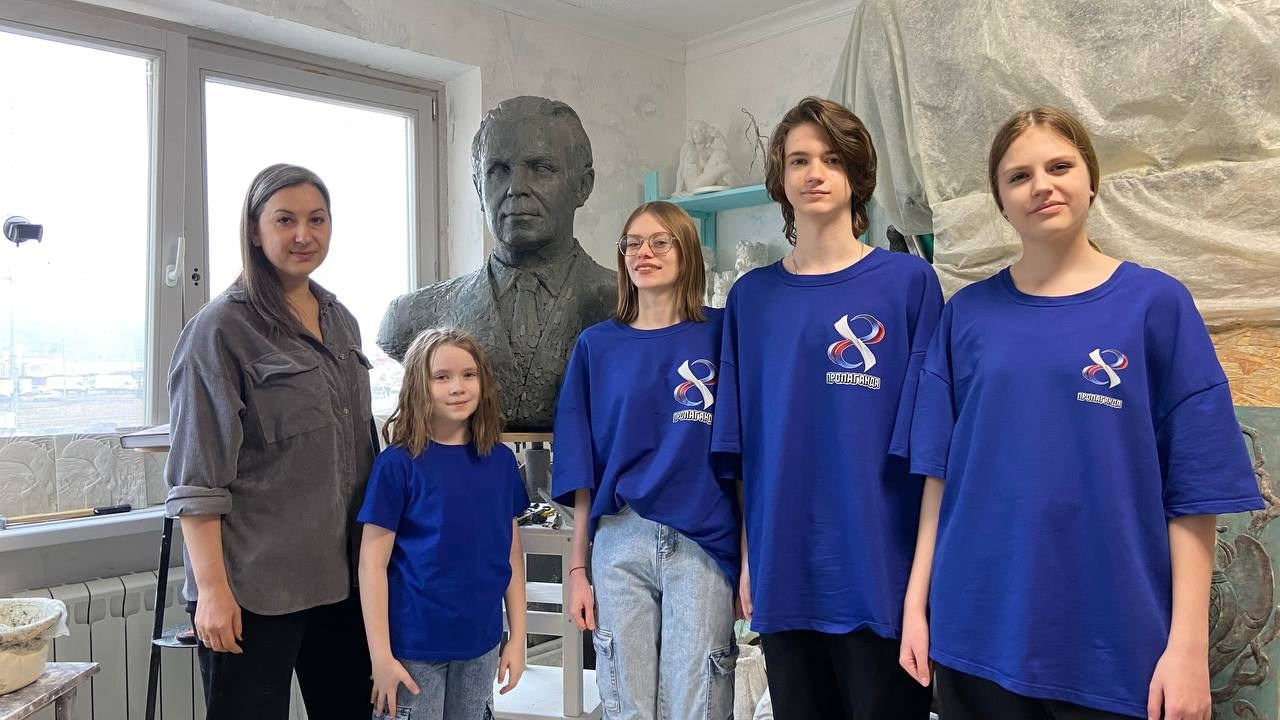 Памятник Курыжову Д. К. ПРОПАГАНДА молодёжный продюсерский центр