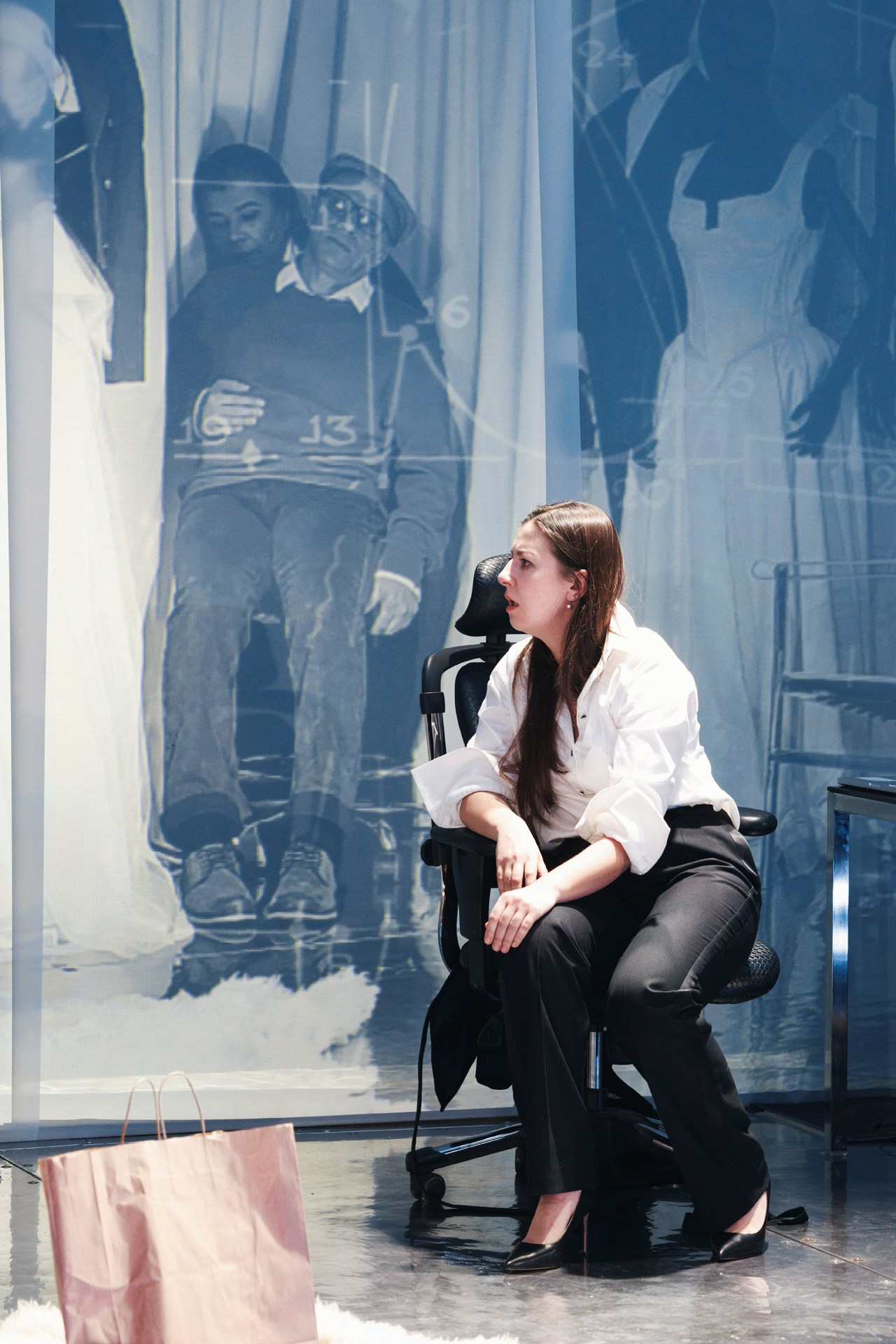 «Женитьба, или Последний пункт одиночества», Театр на Садовой. Театральный фотограф Саша Коптяев