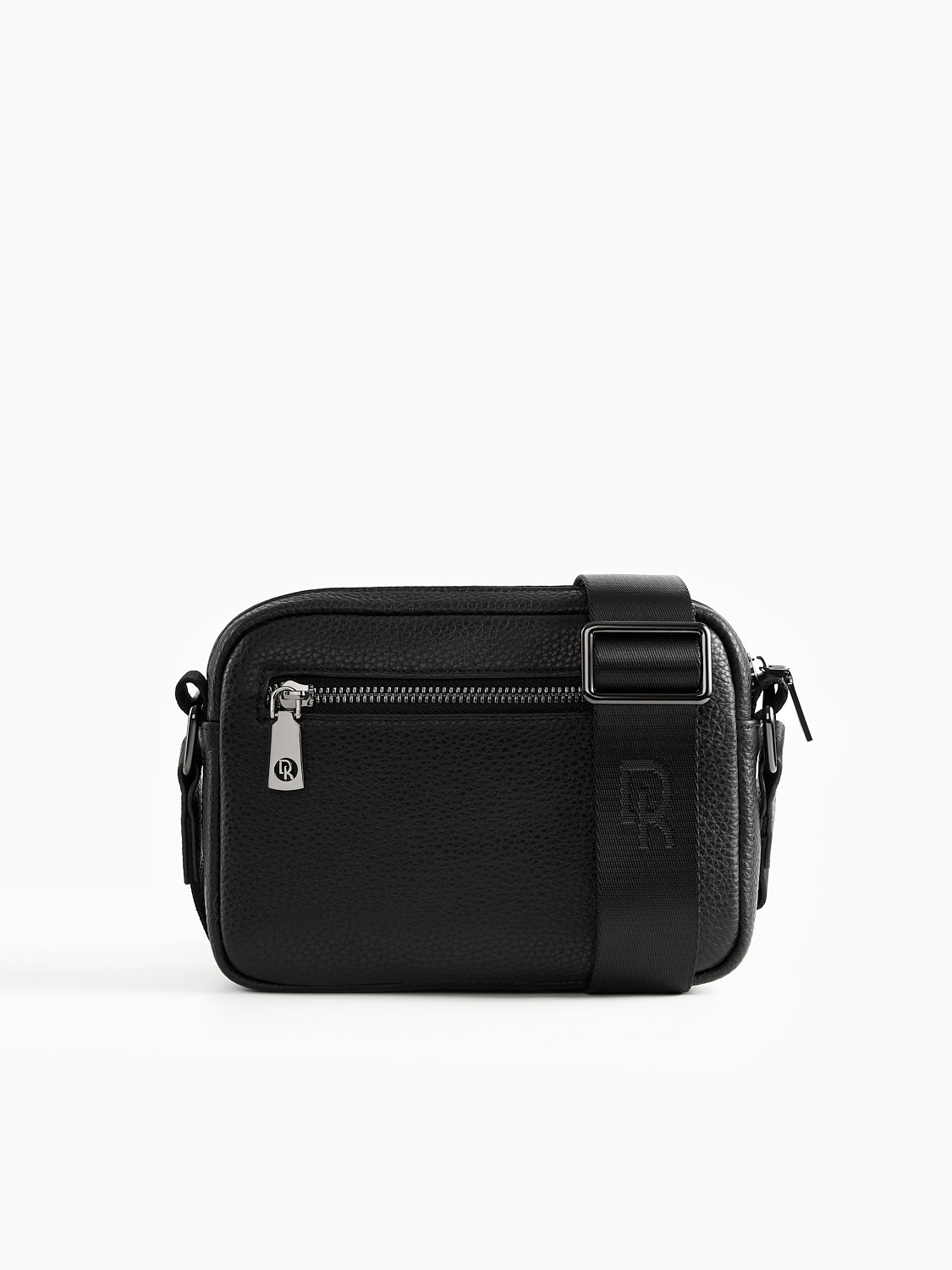 Сумки и кошельки. Предметная фотосъемка в Алматы. Предметный фотограф для маркетплейстов Артур Ахмадиев