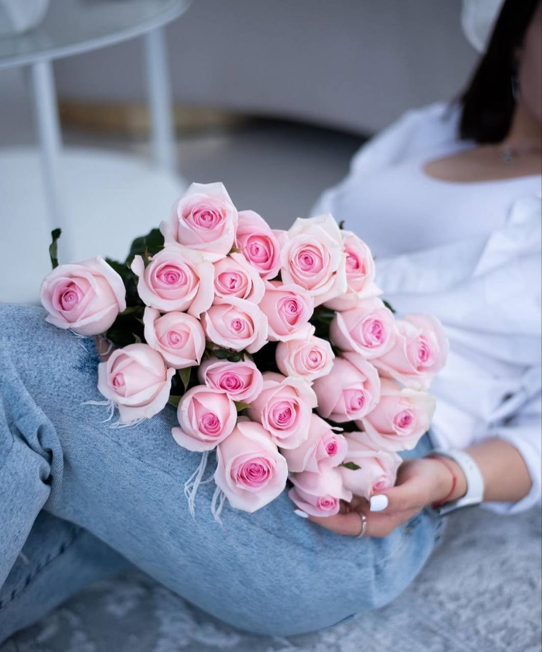 Купить цветы с доставкой по Москве