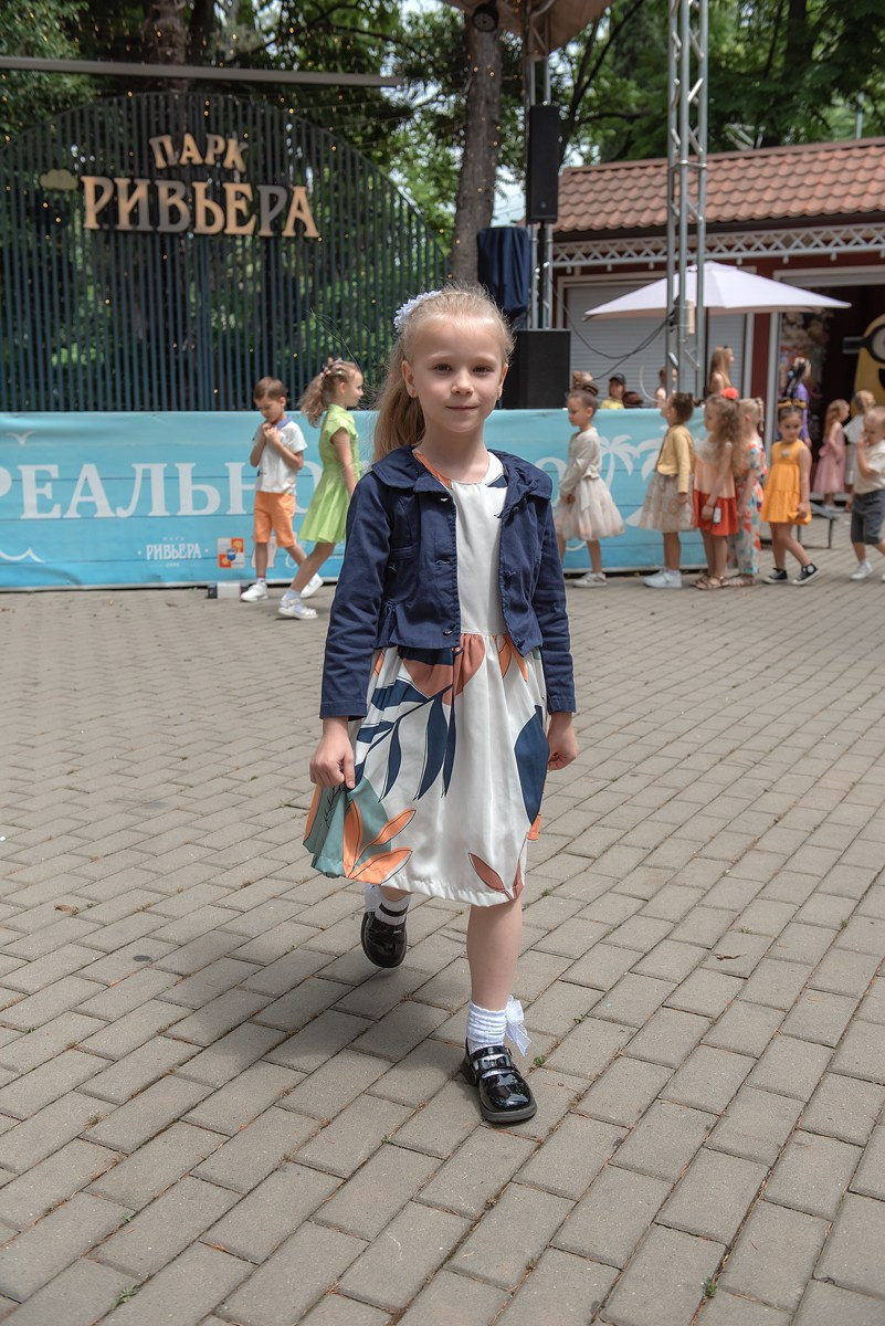 Парк Ривьера дефиле HAPPYkids. Семейный и коммерческий фотограф в Сочи Александр Бодунов