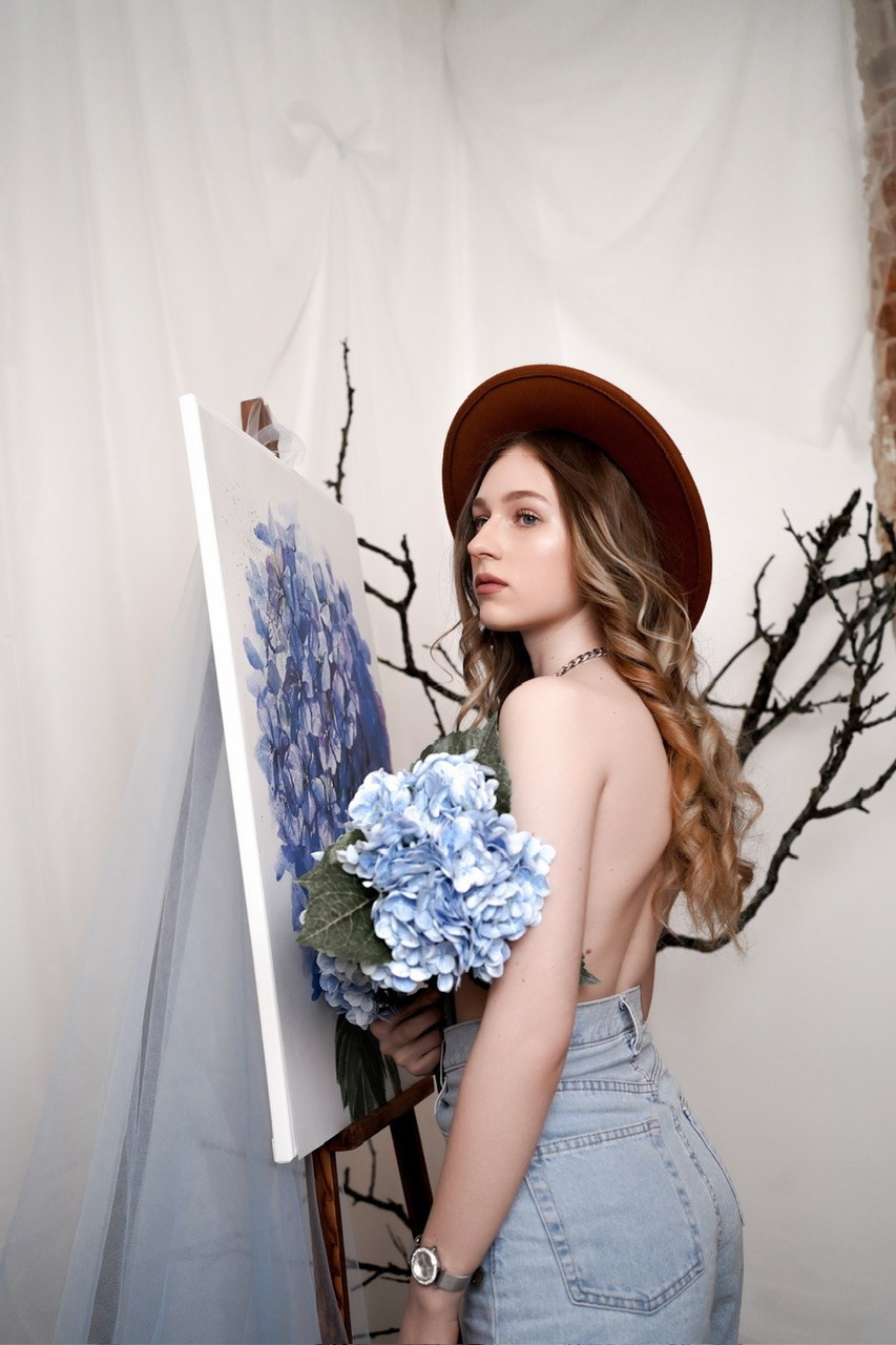 Женская фотосессия в студии Тепло в Новочеркасске. Свадебный фотограф в Ростове-на-Дону. Таинство Крещения и Венчания, семейные фотосессии. Алёна Чёботова