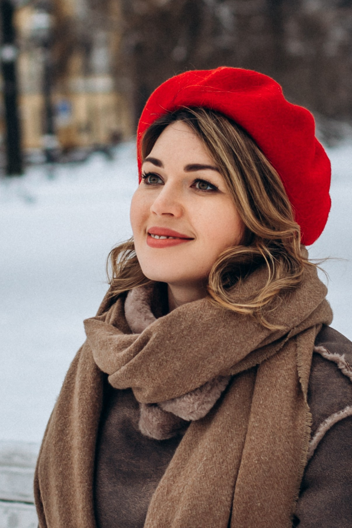 Анастасия в феврале. Фотопрогулка в Петербурге. Индивидуальный и семейный фотограф в Санкт-Петербурге