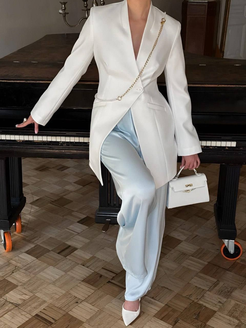 Виктория С  Размер: S, Рост: 171, Параметры: 86/60/90. LUNAPRO Дом стильных, сборных и индивидуальных съемок для брендов