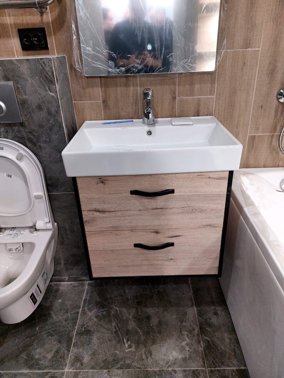 Ванная комната (ул. Натана Рахлина д. 15/1). Ремонт санузла, туалета, ванной под ключ в Казани. Укладка плитки