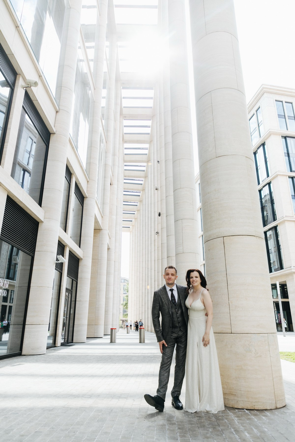 Свадебная прогулка в СПб, фотограф Денис Дорфф. Фотограф крещение венчание в Петербурге! Помогает подобрать храм и посоветовал душевного батюшку в СПб