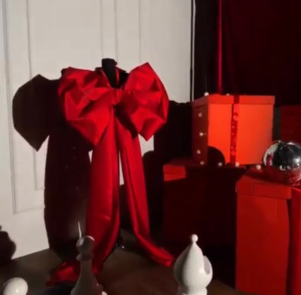 Яркая идея. Света Полетаева Москва