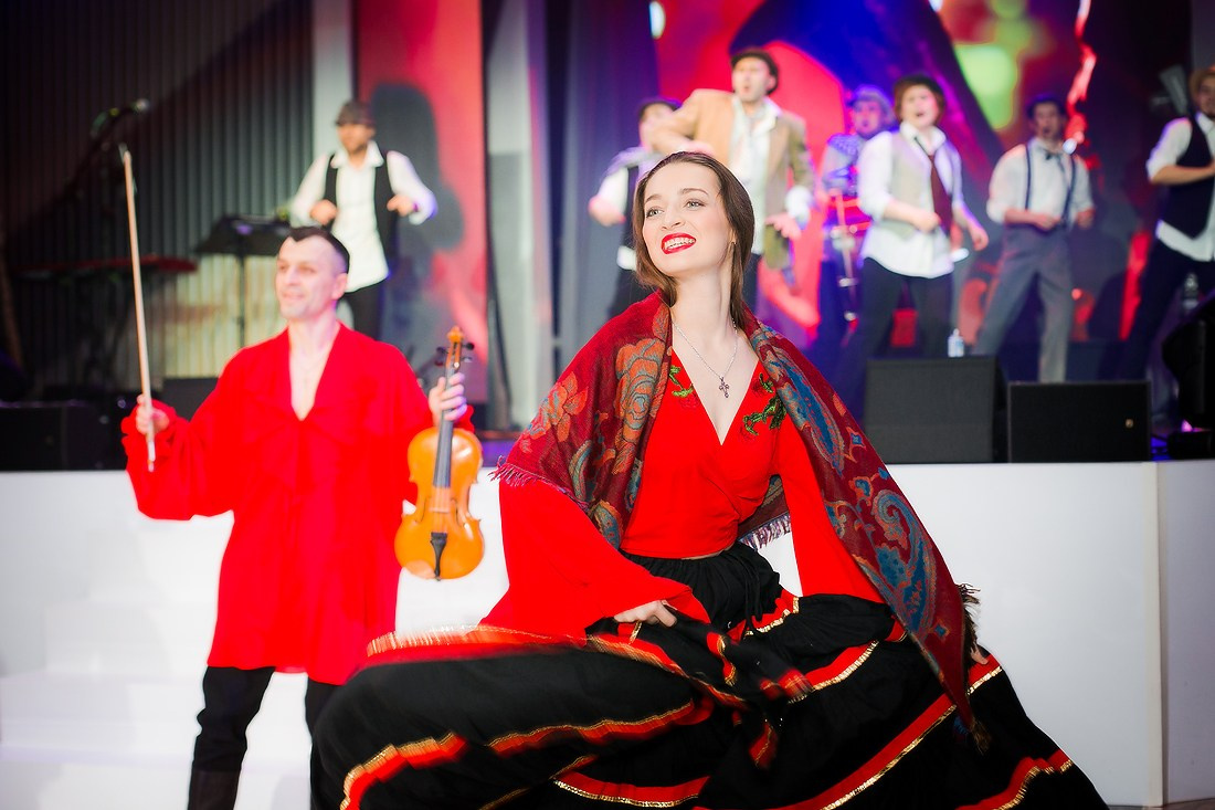 Фотосъемка новогоднего корпоратива Медипал. Репортажный фотограф Борис Геер