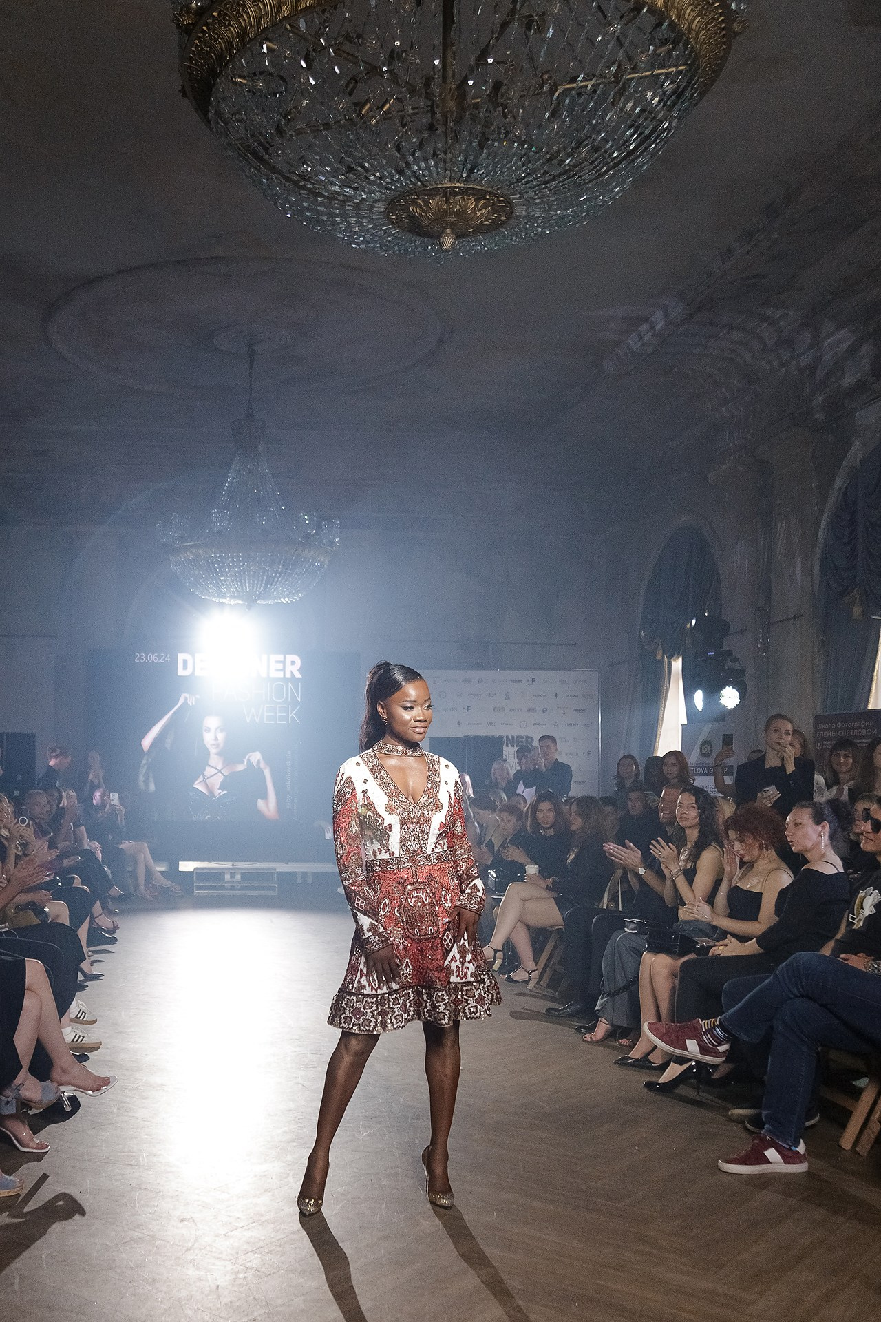 Репортаж модного показа. Светский фотограф Санкт-Петербург и ЛО