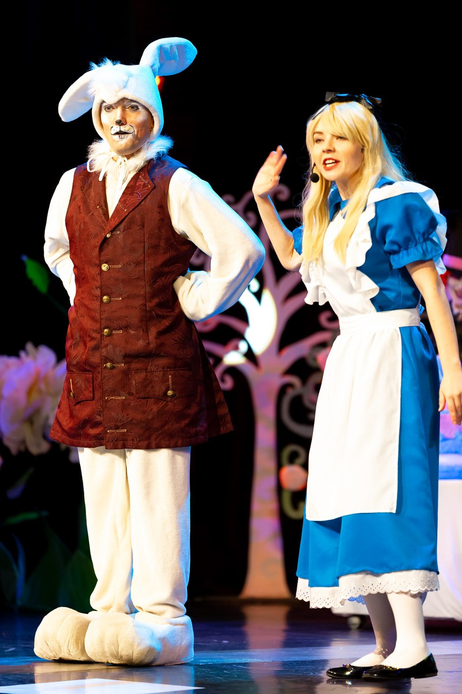 Спектакль в Доме культуры. Андрей Кровлин — фотограф в Славянке