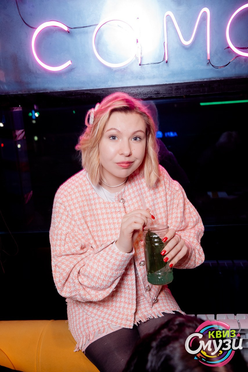КВИЗ СмузиКвиз в баре Roof. Фотограф в Волгограде и Волжском Александр Горбань