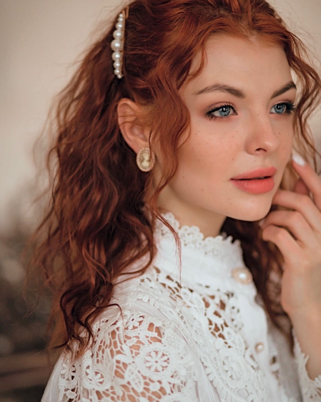 Валентина, 40-42 р-р, 165 рост. KED Production — продакшн из СПб. Создаём фото, видео и контент, который помогает брендам и селлерам продавать больше