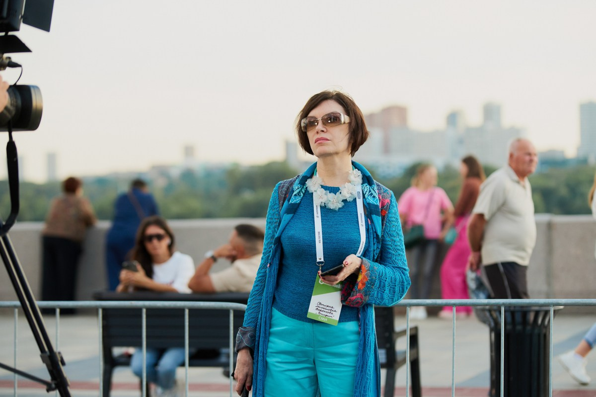 Репортаж для VIP зоны КПД Газстрой: выступление Родиона и Олега Газмановых. Репортажный и женский фотограф в Новосибирске