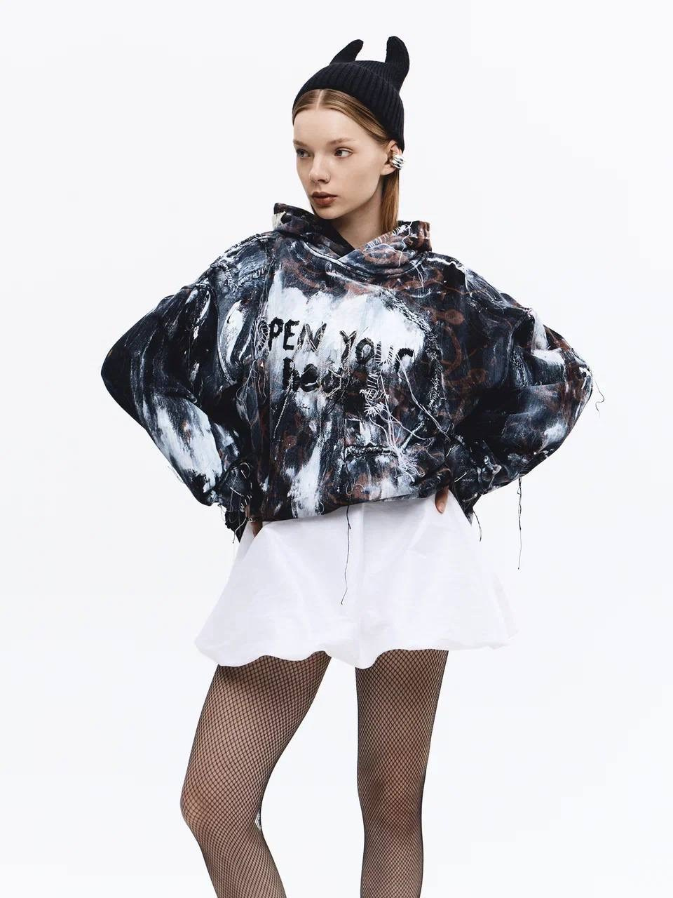 Wis-Wis лукбук. Стилист медийных личностей