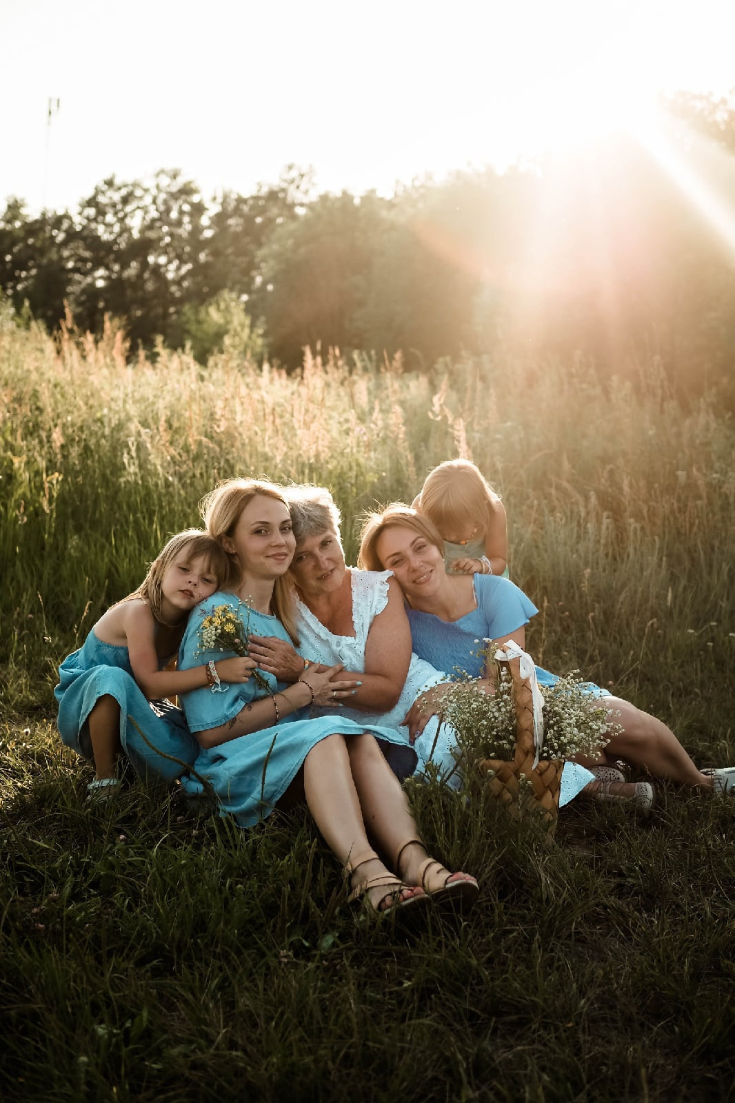 Девочки. И большие и маленькие. Фотограф Рязань. Семейный Свадебный фотограф