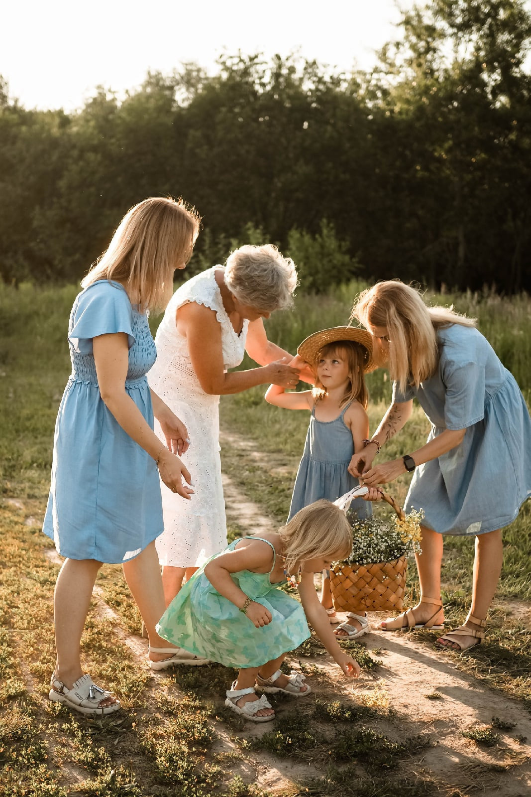 Девочки. И большие и маленькие. Фотограф Рязань. Семейный Свадебный фотограф