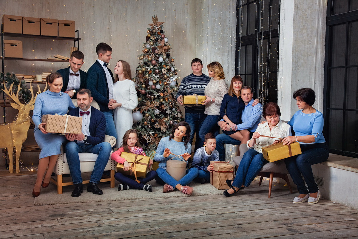 Новогодняя