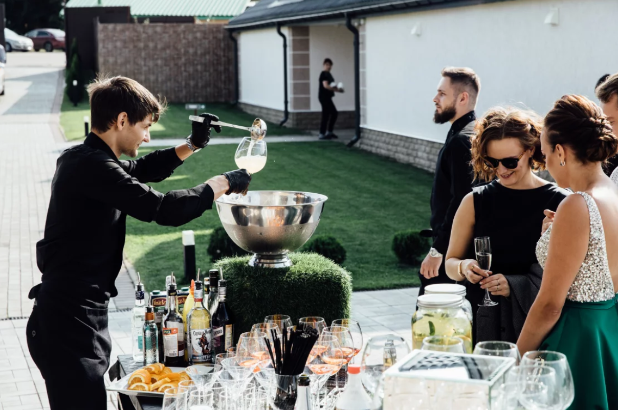 Площадка № 2-14. Свадебный организатор Москва