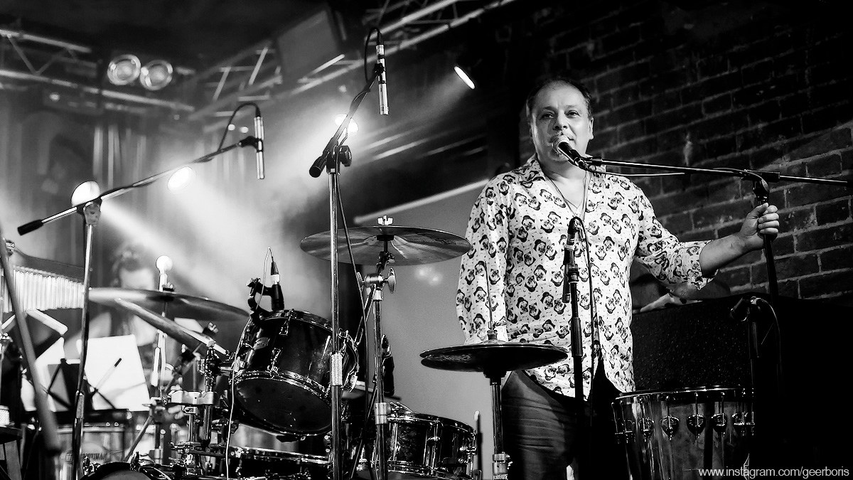 Фотосъемка концерта Артура Газарова & co. Репортажный фотограф Борис Геер