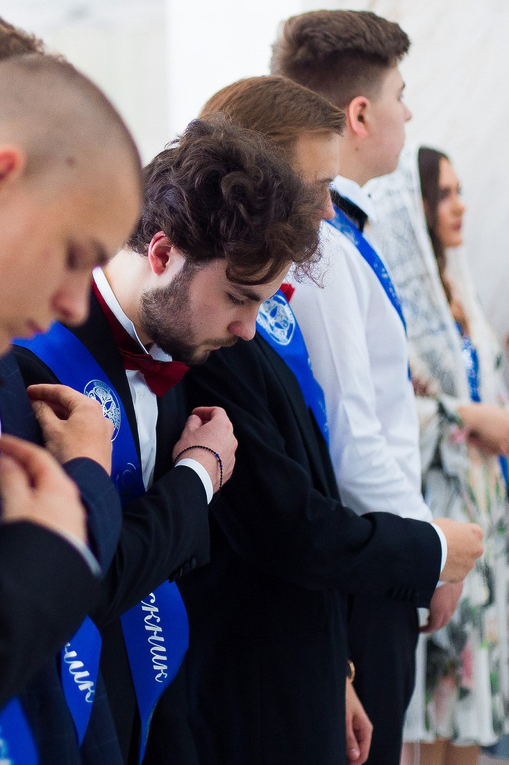 Выпускной в гимназии «Василиада». Репортажный фотограф Борис Геер