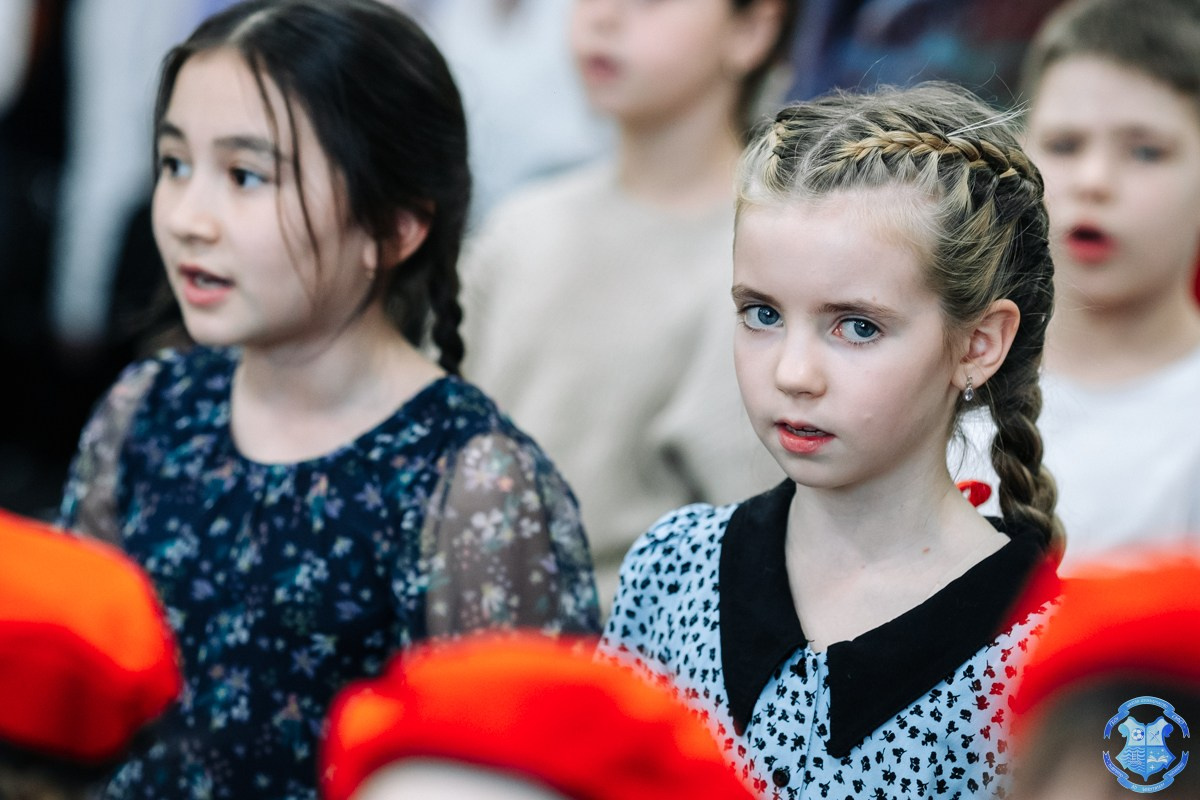 Праздник 9 мая в школе. Фотограф Москва