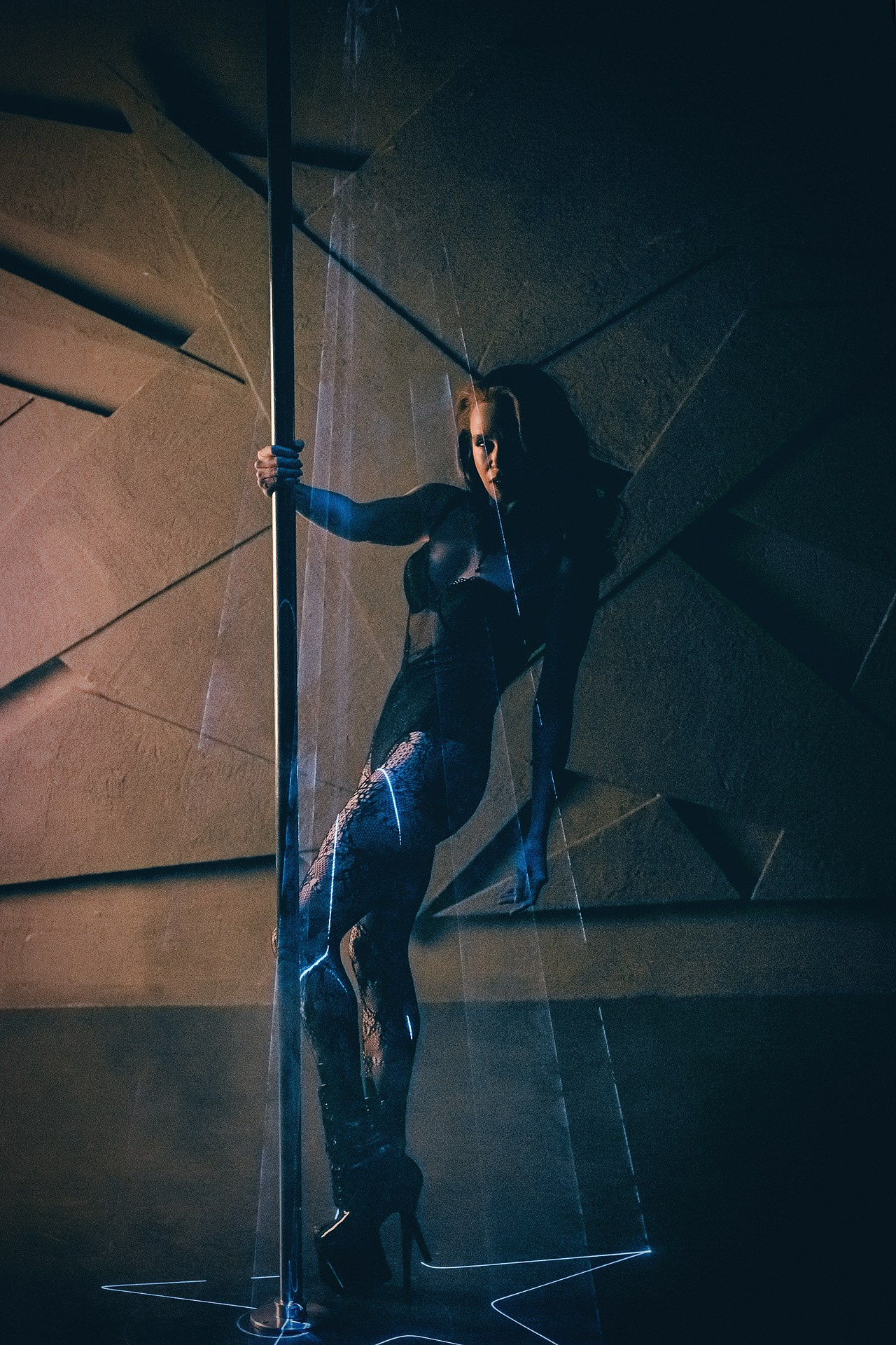 Фотосессия с лазером. Светский фотограф Санкт-Петербург и ЛО