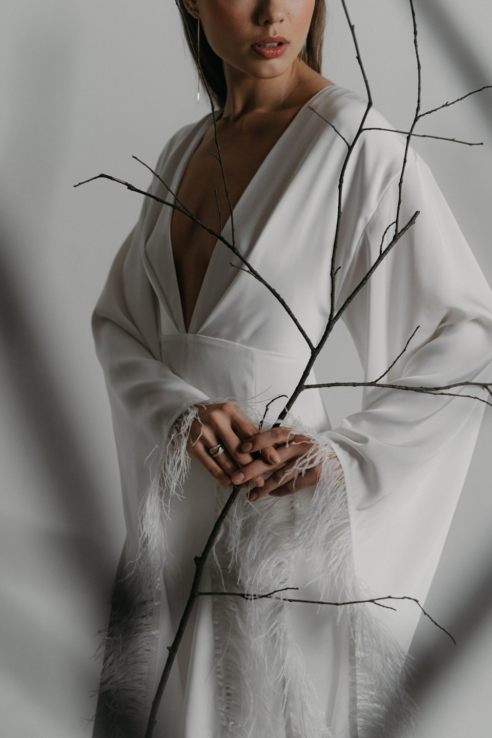 За окном питерские крыши. Свадебный фотограф в Белгороде Антон Каменев