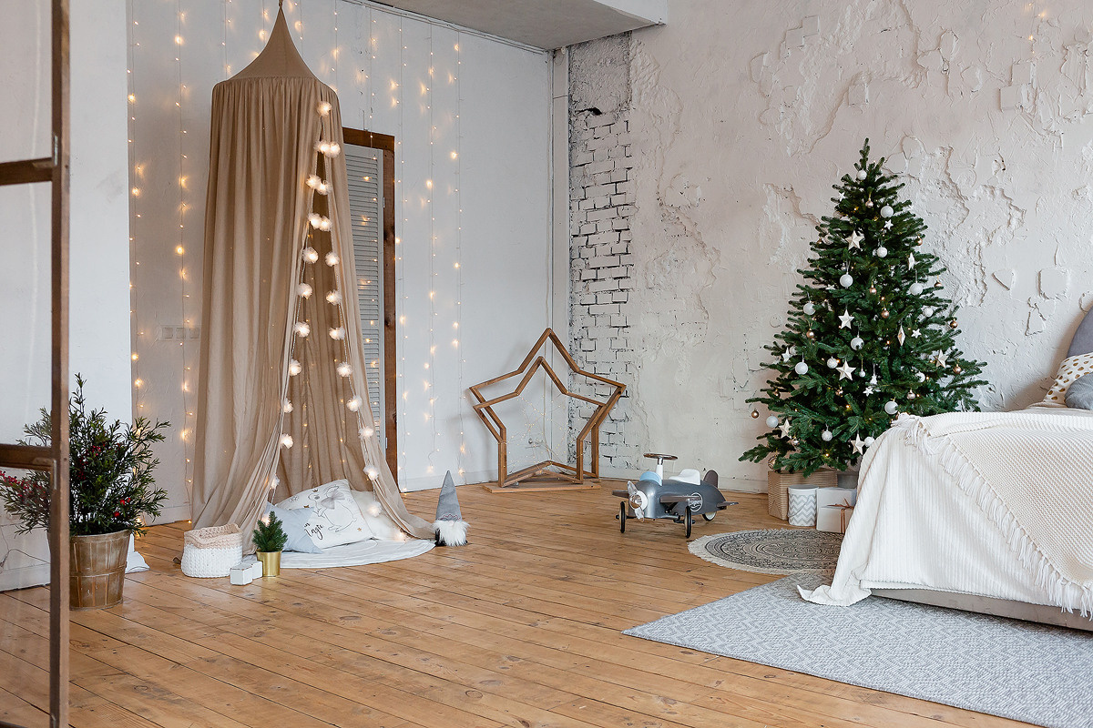 Новогоднее оформление 2021. Детская фотостудия Екатеринбург ЛайтРум аренда и фотосессии