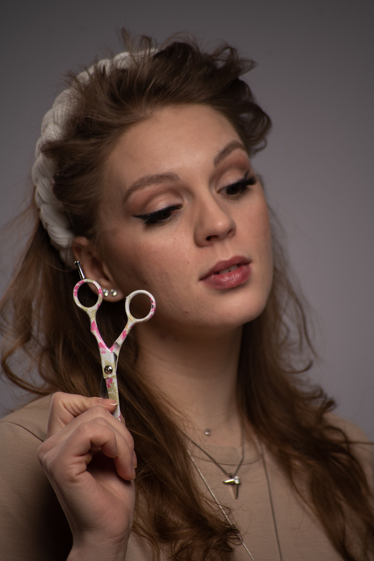 Бизнес портрет парикмахера Татьяны!. Студия коммерческой съемки ХВОЯ