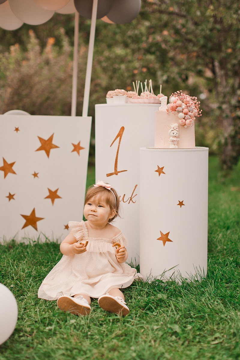 ГОДОВАСИЕ АНЮТЫ. Семейный фотограф новорождённых в Серпухове Юлия Новикова +79637785957
