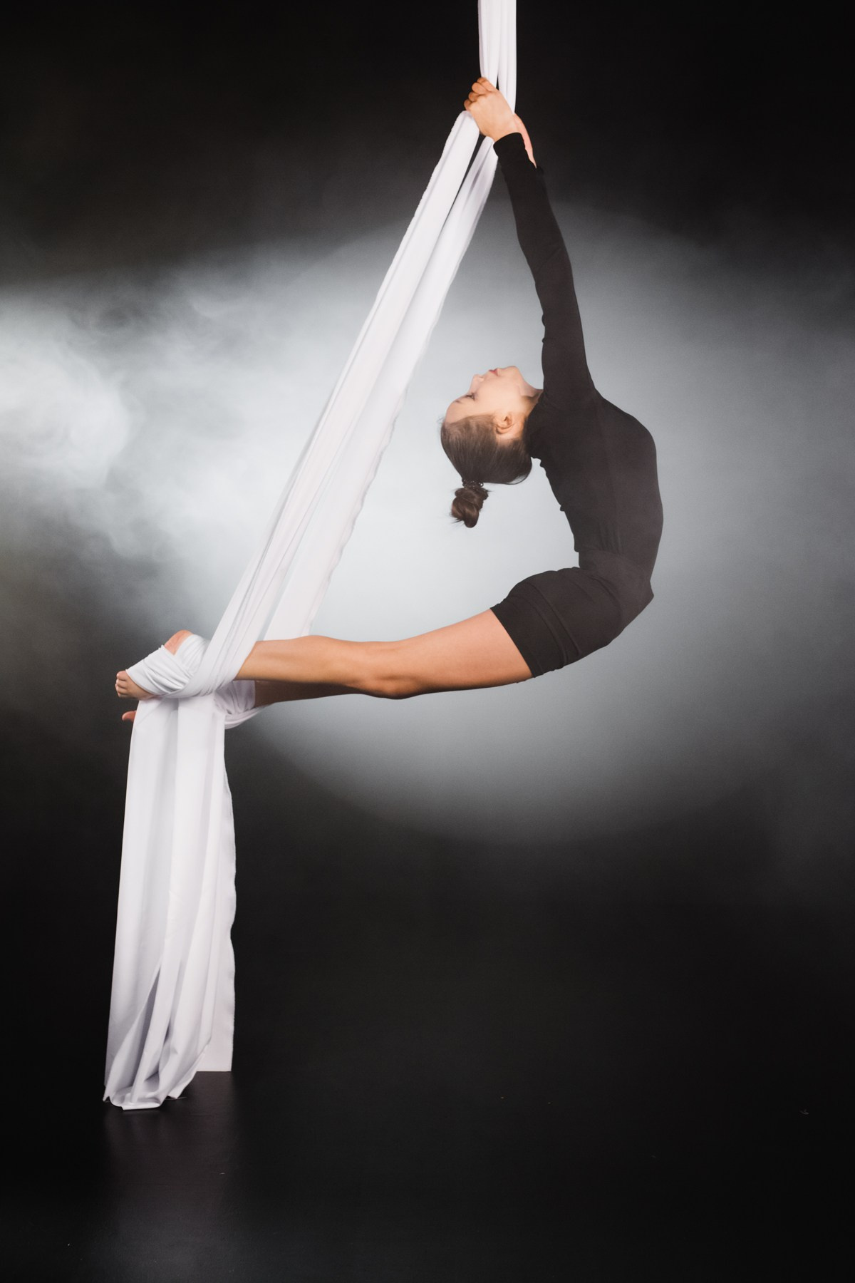 Гимнастика на полотне. Фотостудия DS Photo