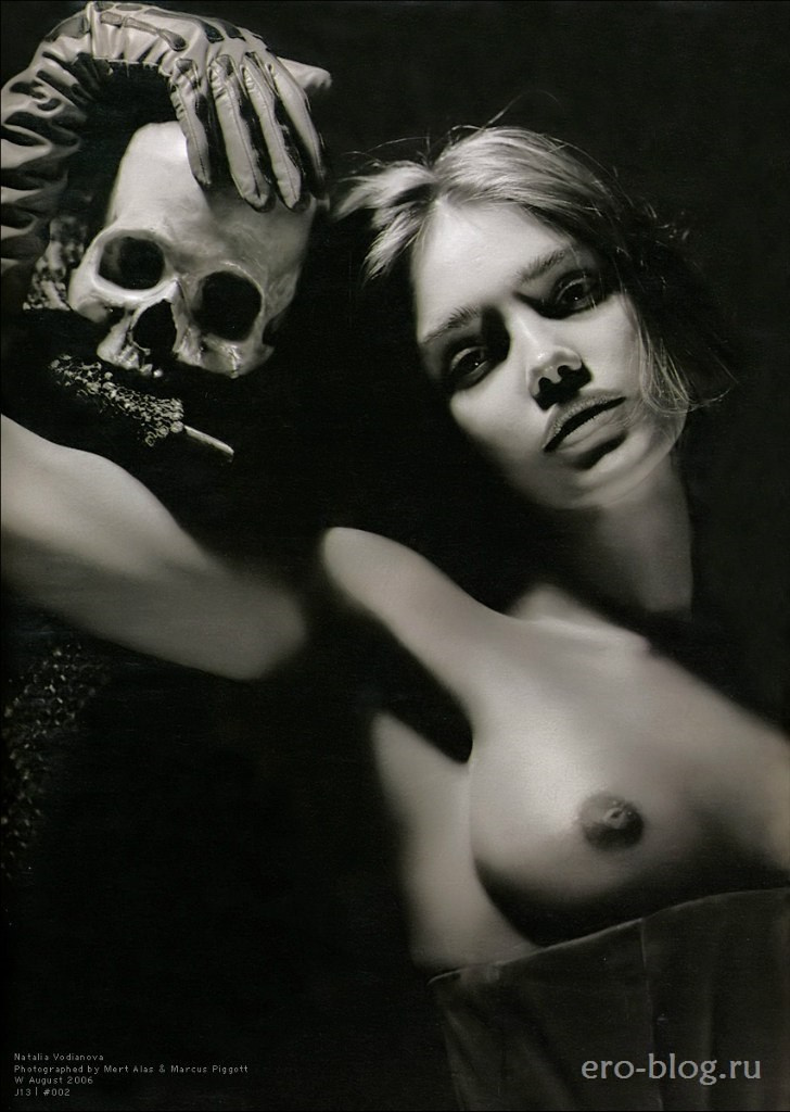 Наташа Водянова. Фотосессия в стиле ню 015