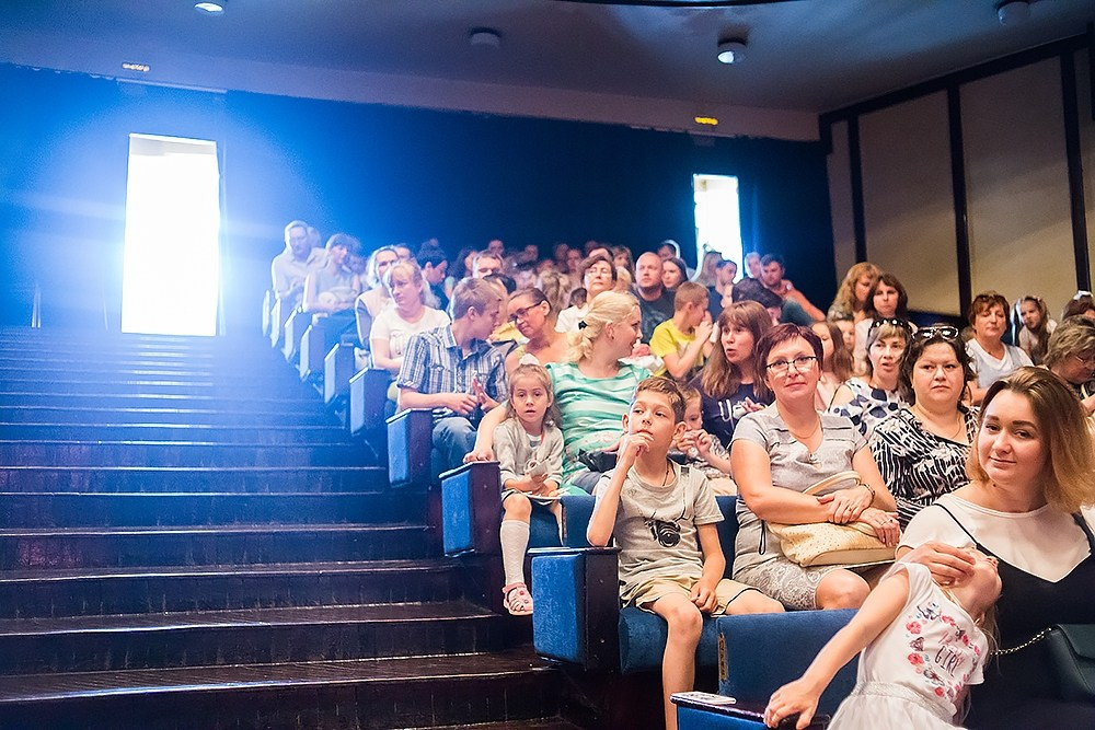 Благотворительный показ ТЮЗ. Детский и семейный фотограф, фотограф мероприятий Нижний Новгород