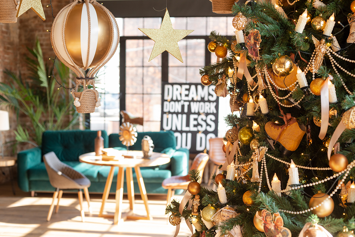 Фотостудии с уличными локациями