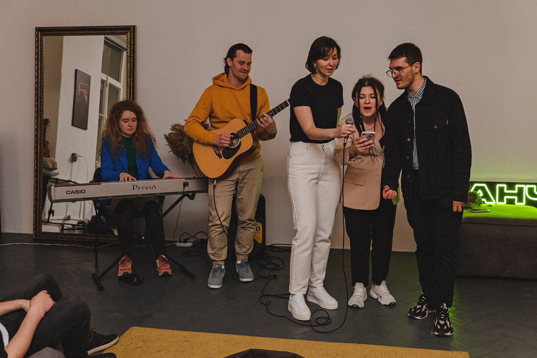 Репортажная и контент съемка. Портретный и Семейный фотограф в Санкт-Петербурге Rocket Alice