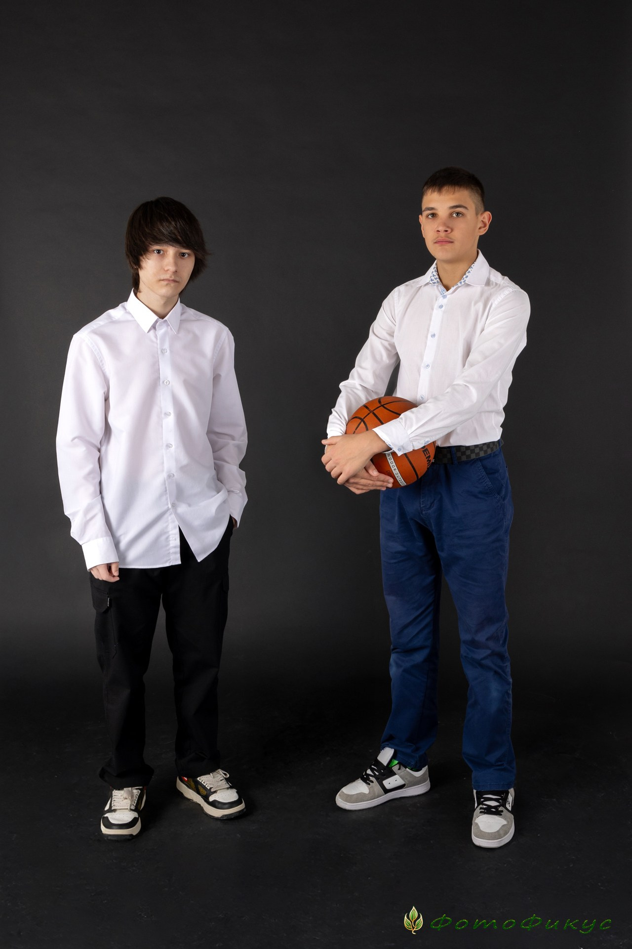 Старшеклассники. Студия. Фотографы Евгений и Екатерина. Фотофикус. Тюмень