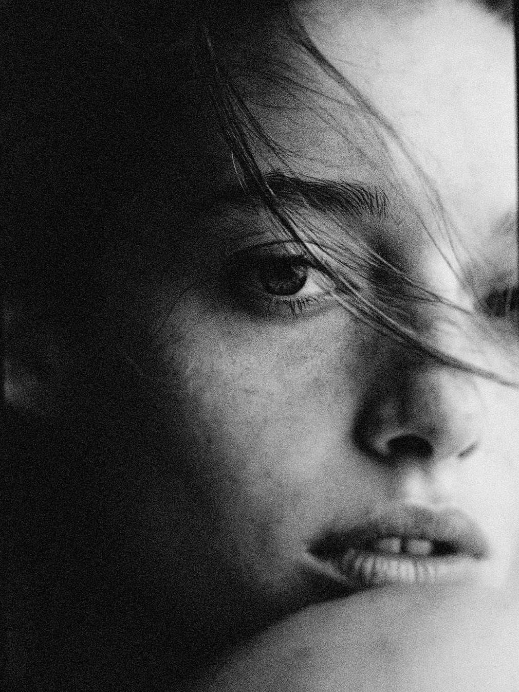 Volume 2. Портретная, стрит и репортажная фотография в естественном свете. Живые кадры и городские истории в Москве