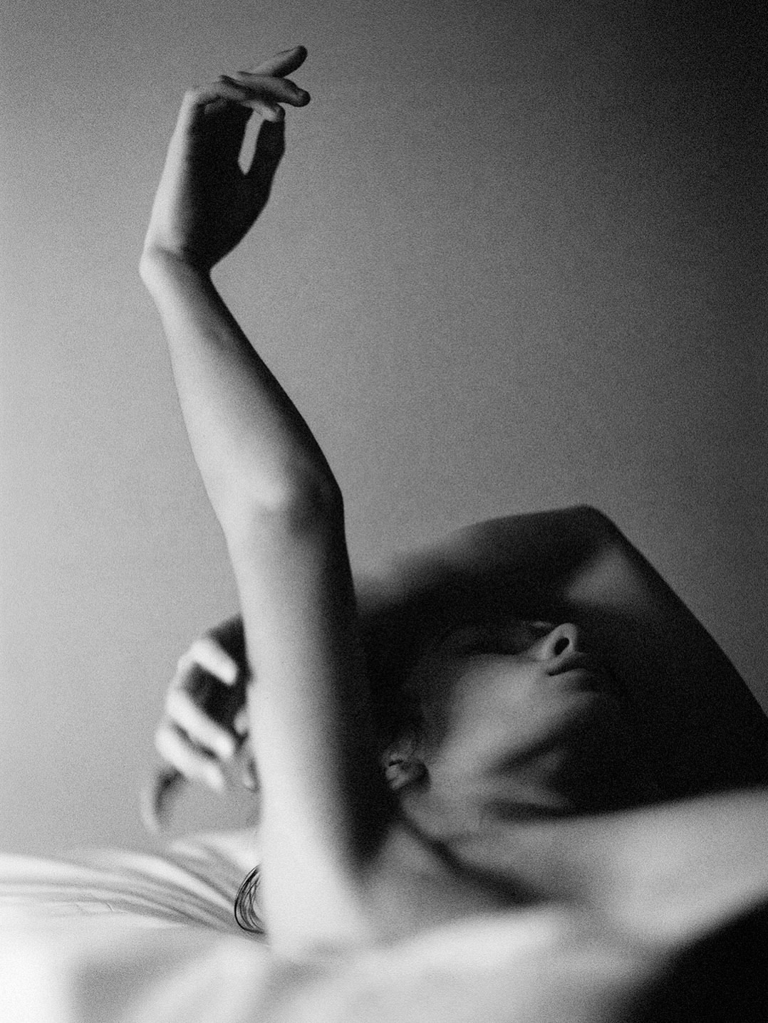 Volume d. Портретная, стрит и репортажная фотография в естественном свете. Живые кадры и городские истории в Москве