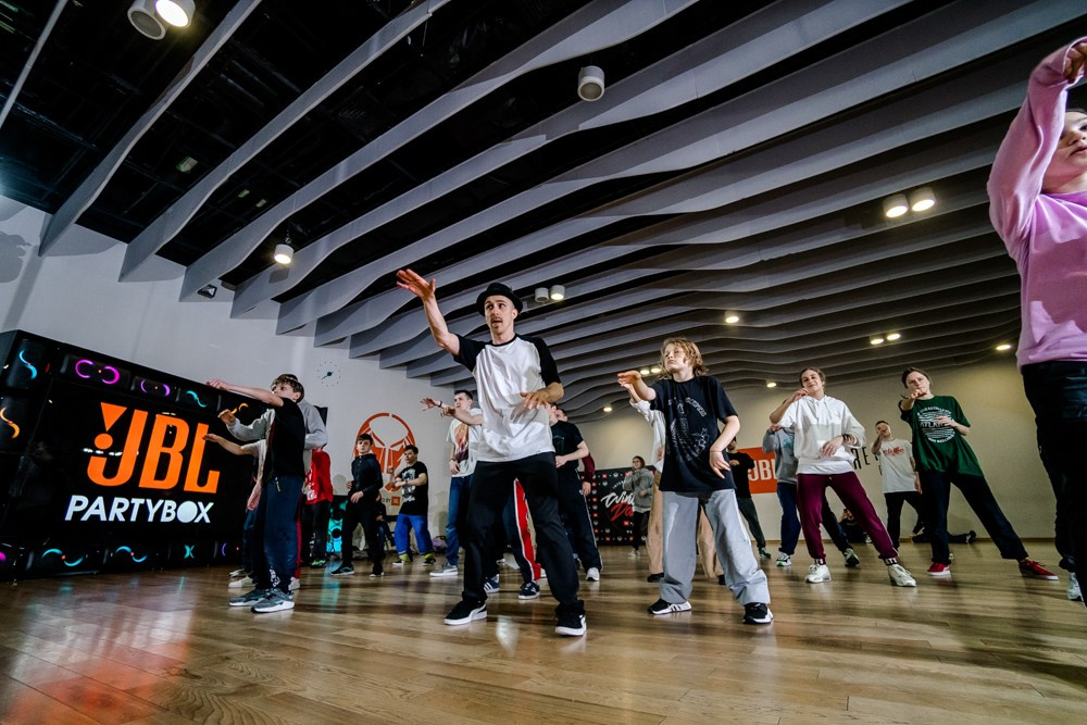 Dance Week JBL x PREDATORZ. Репортажный и свадебный фотограф в Москве