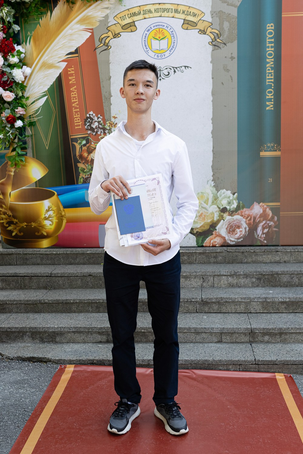 Фотосъёмка выпускного в школе. Свадебный фотограф, фотосъемка в Крыму, Севастополе, Симферополе, Ялте