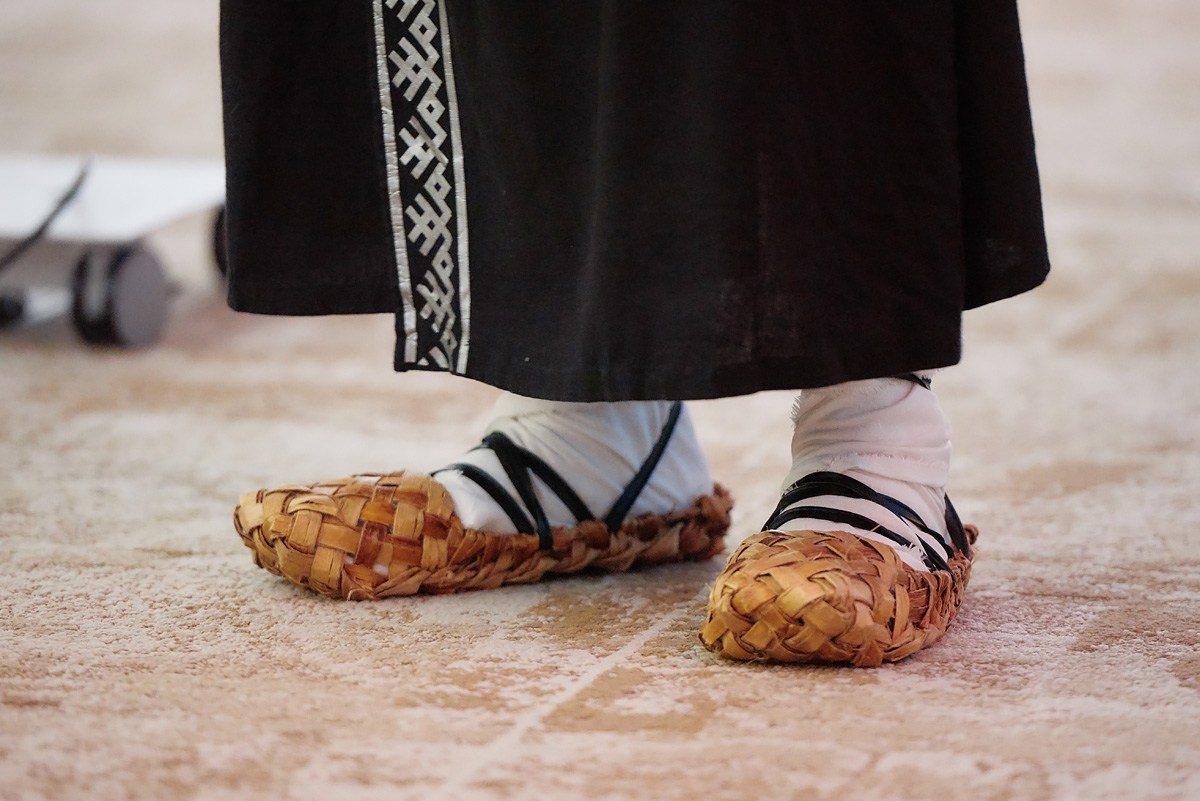 Нейромонах Феофан в Avito. Репортажный фотограф в Москве Вадим Францев