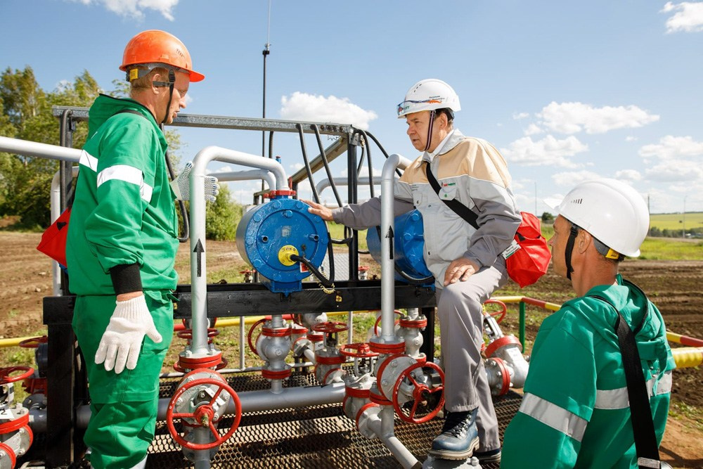 Промышленная фотосъемка для книги нефтяной компании в Татарстане