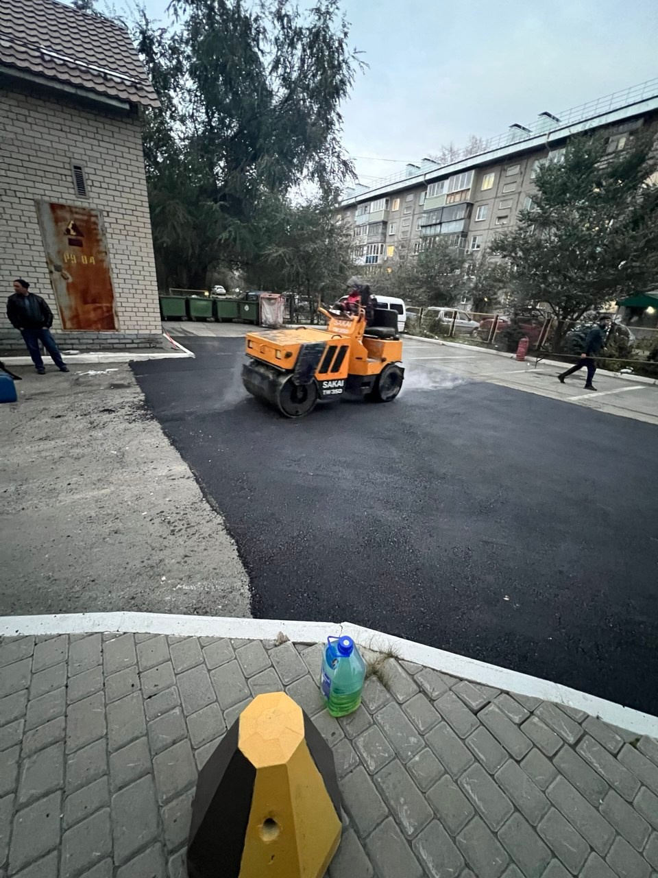 Асфальтирование дорог и частичное восстановление