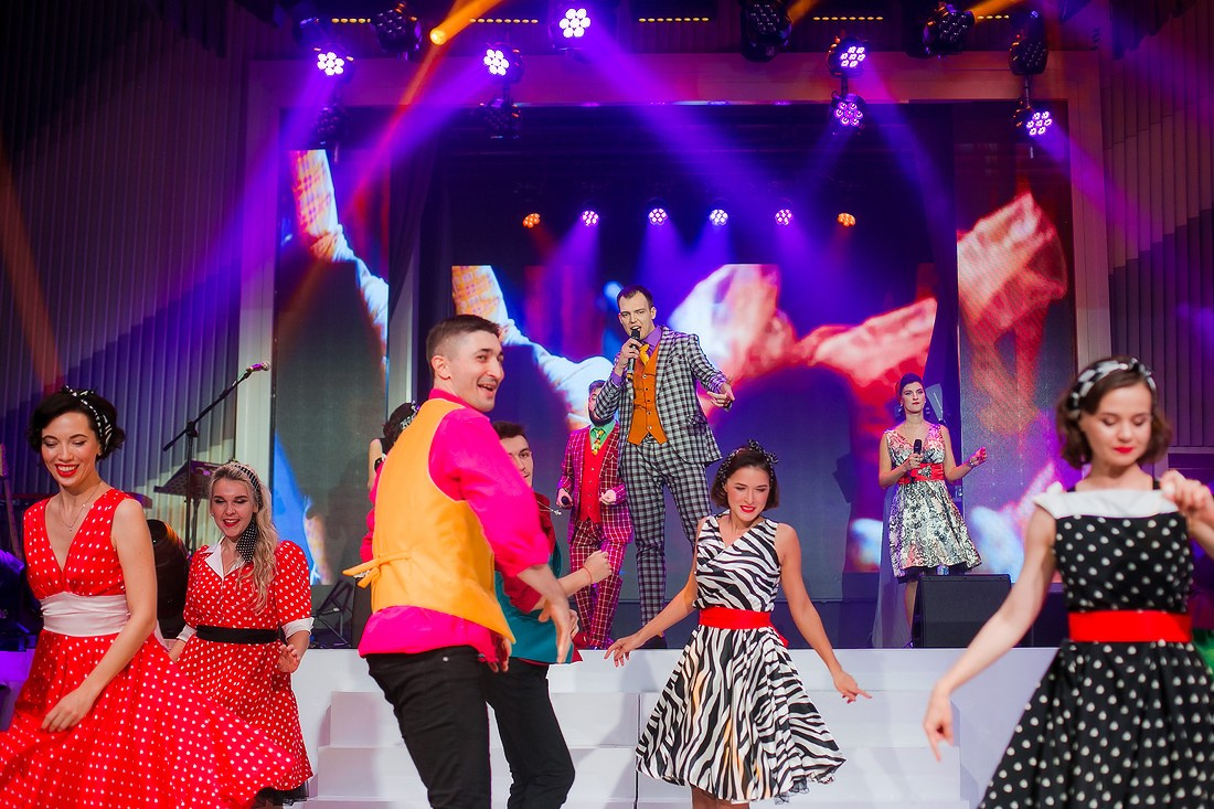 Фотосъемка новогоднего корпоратива Медипал. Репортажный фотограф Борис Геер