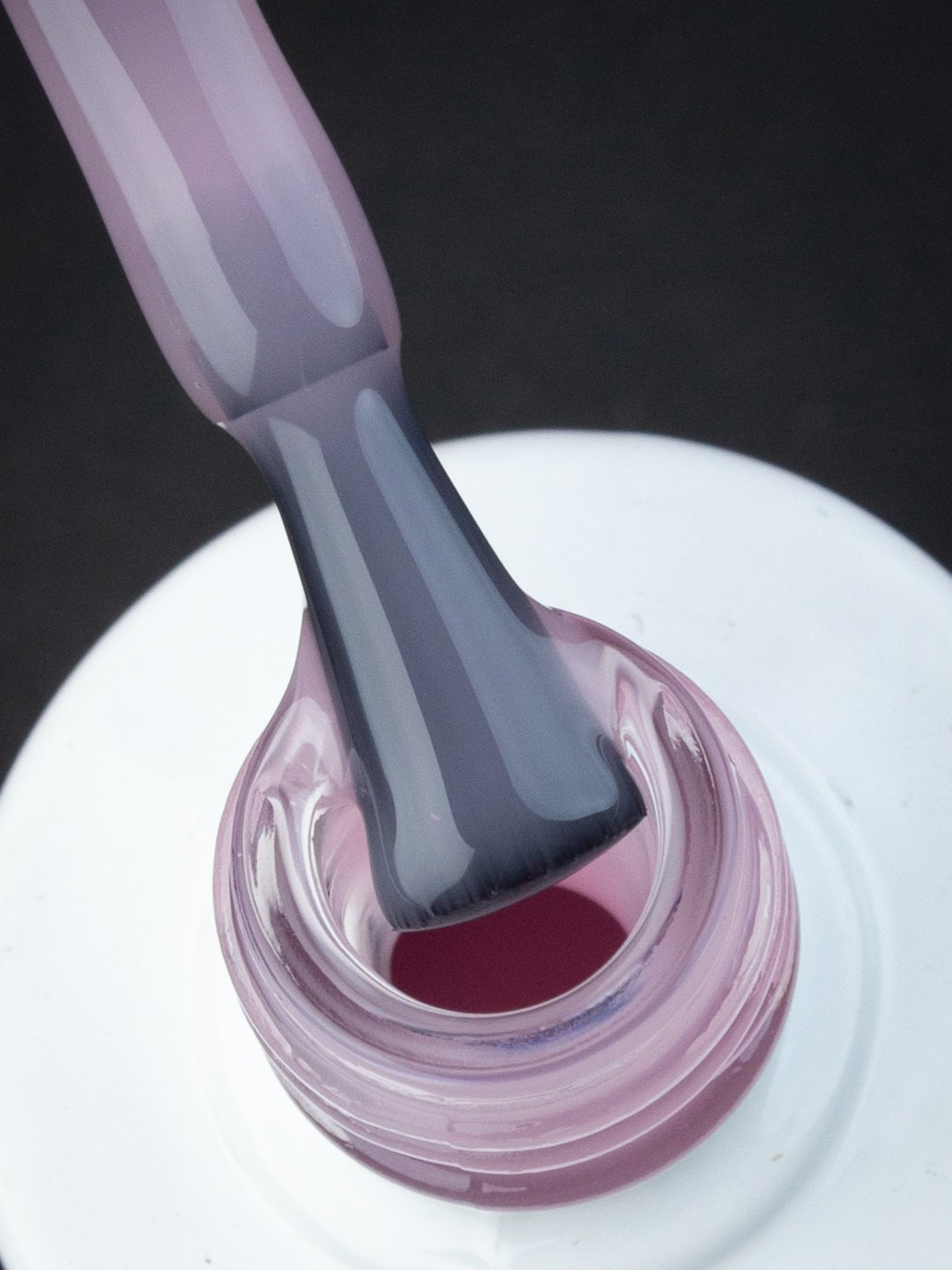 Kira на чёрном. Александр Стряпунин — предметный фотограф в Улан-Удэ