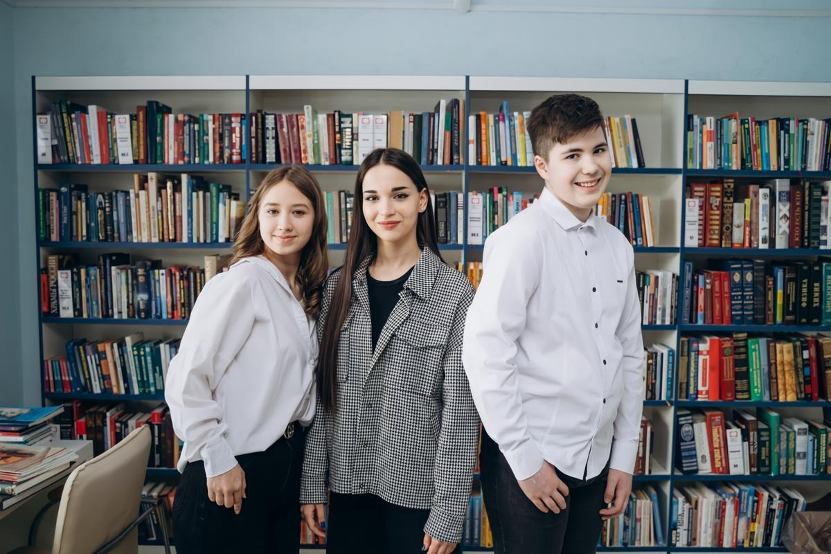 9 класс. КЛАСС | Выпускные альбомы в Нижневартовске