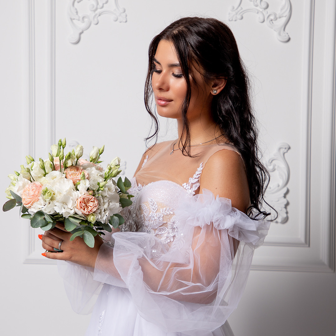 Фотосъёмка контента для салона свадебных платьев. Коммерческий фотограф Андрей Тремасов