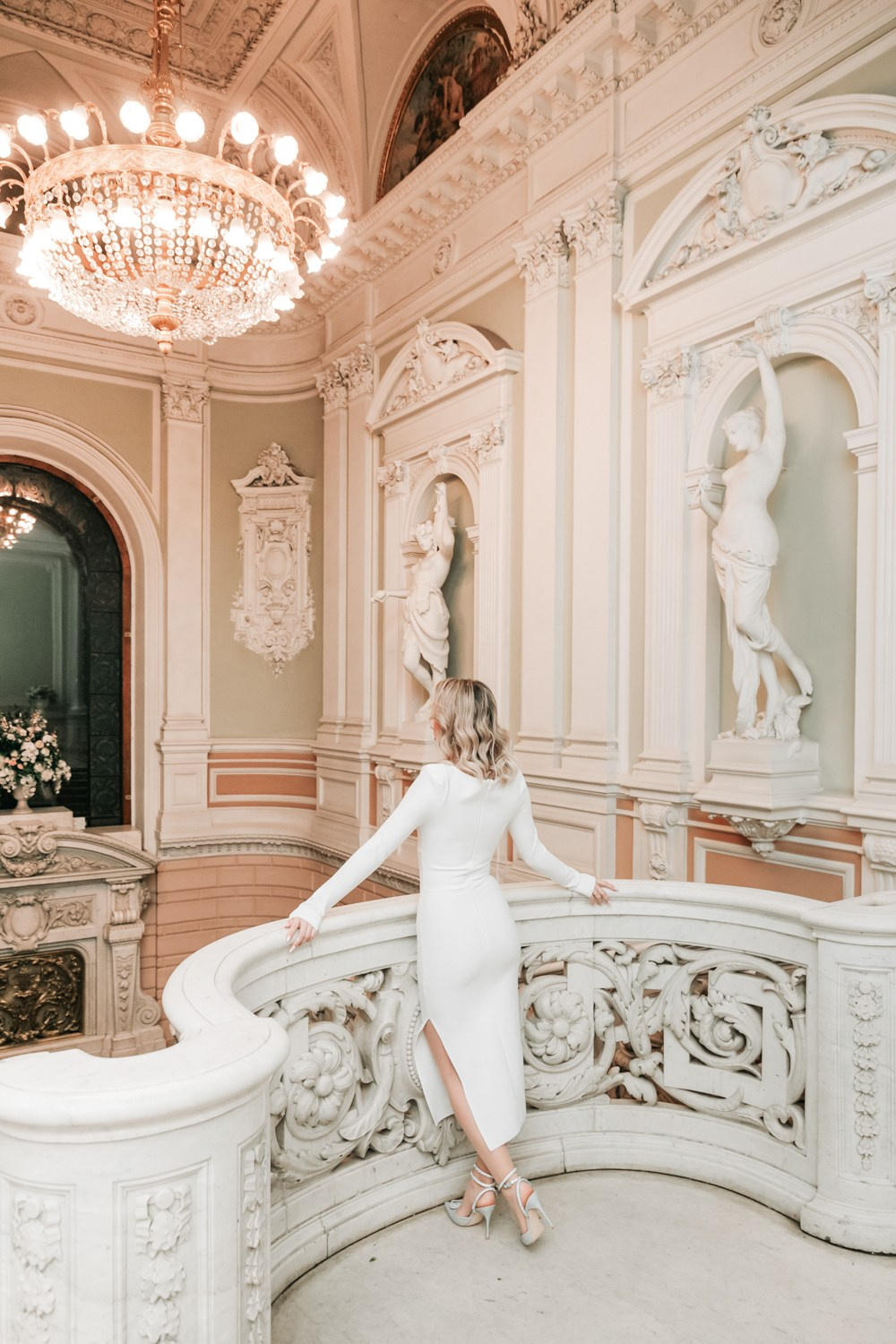 Свадебный фотограф в Санкт Петербурге, Москве. Фотограф крещение венчание в Петербурге! Помогает подобрать храм и посоветовал душевного батюшку в СПб